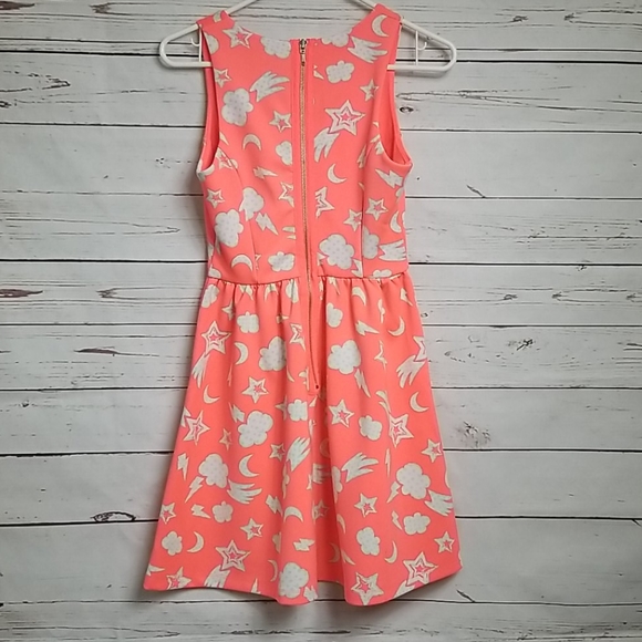 Dress - Picture 2 of 6